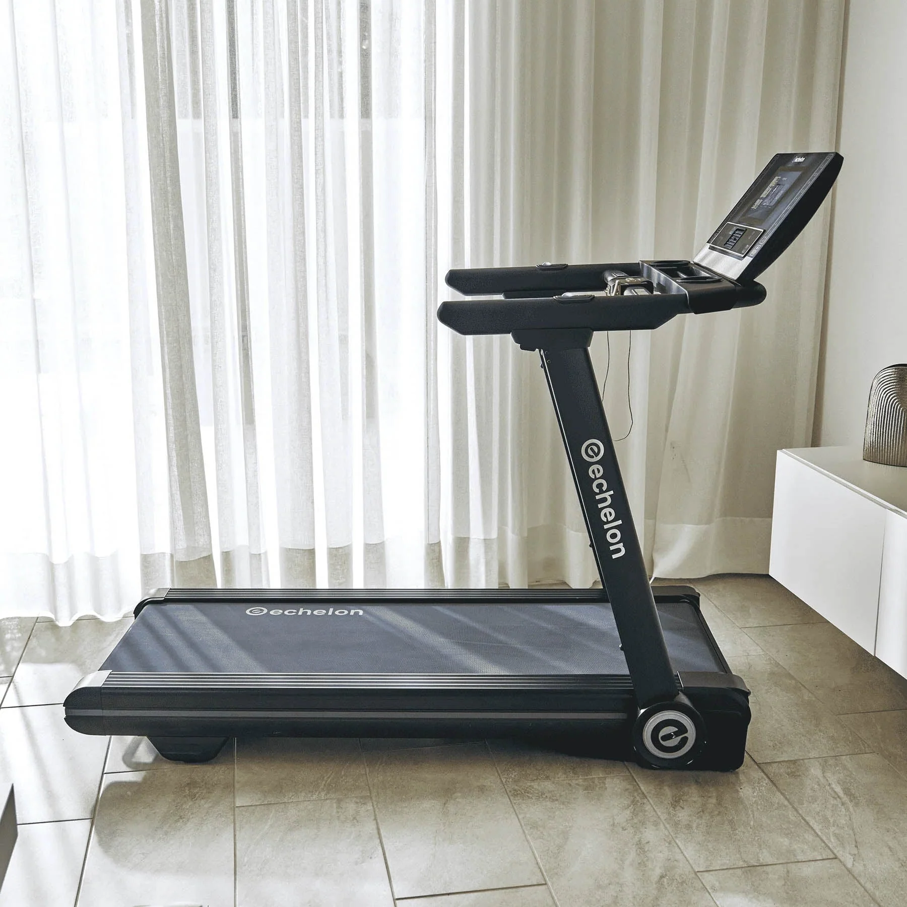 Echelon Stride 6s Folding Treadmill - Image 4