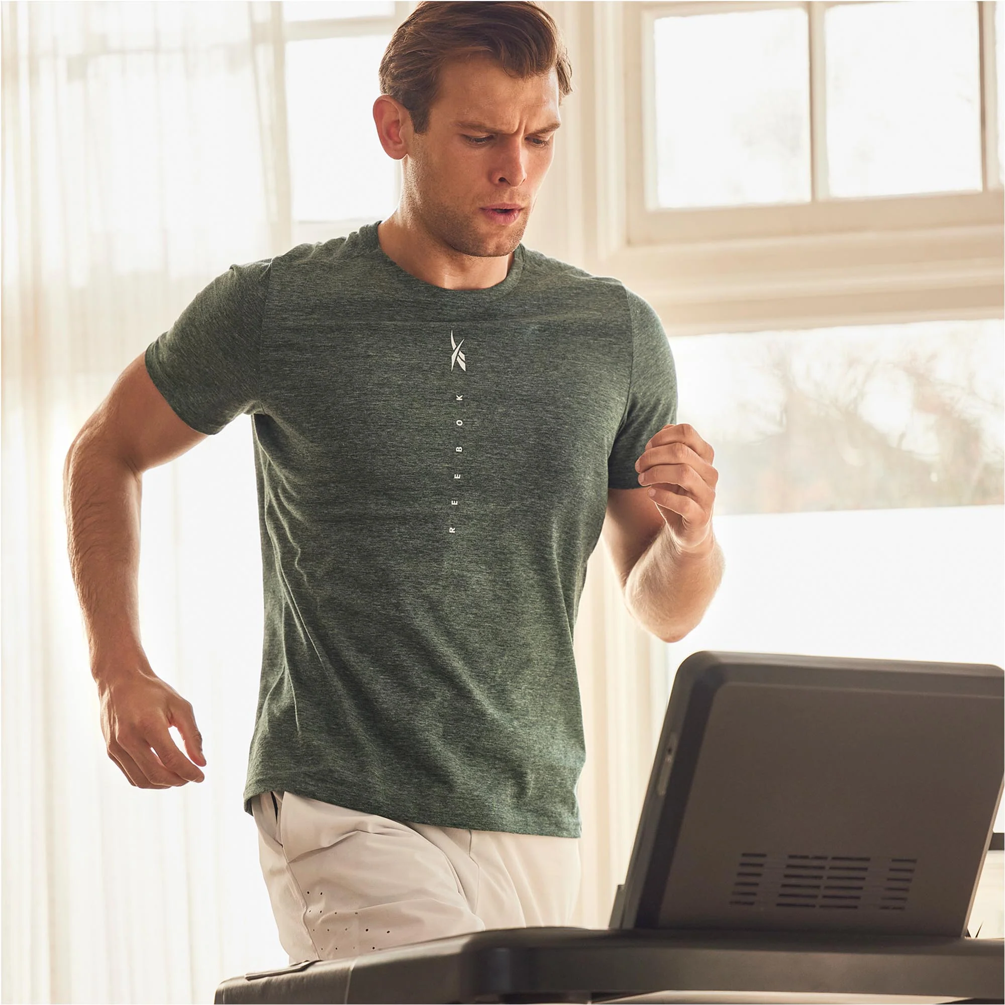 Reebok Jet 100x Folding Treadmill - Image 6